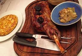 Bugun Aksam Yemegimizde Cordon Bleu De Ogrendigim Tortillaespanola Ve Kuzukol Var Kuzu Kol A Demiglace Sos Yaptik Sos Da En A Cooking Cordon Bleu Food