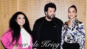 Dann nutzen sie die möglichkeit und kombinieren ihr optimales abo ganz nach ihren wünschen. Radioeins 8 Besser Als Krieg Nadja Benaissa Yma Louisa Nowak Zu Gast Bei Oliver Polak Facebook