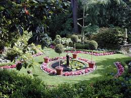 Gartengestaltung 107 Bilder Schone Garten Ideen Und Stile With Images Backyard Garden Diy English Garden Design English Garden