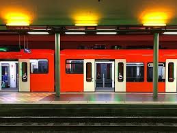 bahnhof railway platform underground rbs bahnhofbern swissrailway switzerland