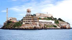 If you came here looking for the 2012 series, it's here. Gruselige Gefangnisinsel Was Wurde Aus Alcatraz Welt Der Wunder Tv