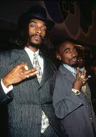 The song features a drum sample from tom scott's sneakin' in the back. Hip Hop Star Snoop Dogg Vom Gangster Zur Rap Ikone Der Spiegel