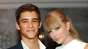 We did not find results for: Taylor Swift Adds Even More Star Power To The Film Adaptation Of The Giver Teen Vogue