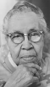 Norma Elizabeth's Instagram, Twitter & Facebook