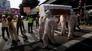 Pemerintah provinsi dki jakarta memastikan informasi tersebut tidak benar atau hoax. Coronavirus Latest Jakarta To Reimpose Lockdown India Reports Record Daily Jump Of 95 735 Cases South China Morning Post