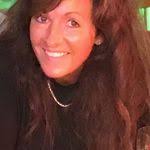 Lisa Digby's Instagram, Twitter & Facebook