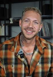 Cody Hampton's Instagram, Twitter & Facebook