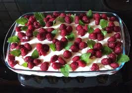 Mini Windbeutel Mit Milchmadchen Quarkcreme Und Himbeeren Von Chilliii Chefkoch Windbeutel Nachtisch Quarkcreme Windbeutel Dessert