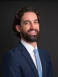 Fellowship-trained orthopedic surgeon joins Beaufort Memorial medical staff