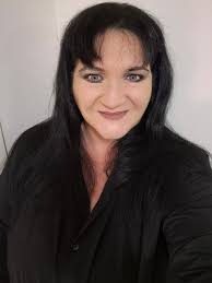 Does anyone remember my mum Margaret Nightingale she was a telephonist  until the cyclone and tben we came back to England my dad was brian  nightingale