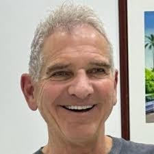 Katherine Noyes's Instagram, Twitter & Facebook