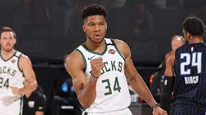 Giannis antetokounmpo will be offered the supermax extension by the milwaukee bucks at the start of free agency, which could be the most impactful nba storyline both this offseason and for 2021. Giannis Verlangert Bei Den Bucks Grosster Deal Der Nba Geschichte Eurosport