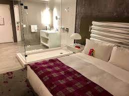 Find, research and contact wedding professionals on the knot, featuring reviews and info on the best wedding vendors. King Bed Shower In The Middle Of The Room Picture Of W Bellevue Tripadvisor