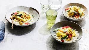Sri Lankan Fish Curry Kiri Malu Recipe Fish Curry Spicy Dishes Curry Recipes