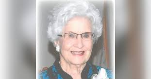 Linda Gholston's Instagram, Twitter & Facebook