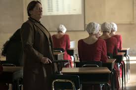 A description of tropes appearing in handmaid's tale. Ù…Ø³Ù„Ø³Ù„ The Handmaid S Tale Ø§Ø³ØªØ¹Ø¨Ø§Ø¯ Ø§Ù„Ù†Ø³Ø§Ø¡ Ø¨Ø§Ø³Ù… Ø§Ù„Ø±Ø¨ Ù…Ù†Ø´ÙˆØ±