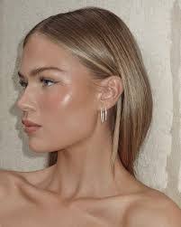 Nicole Cusack's Instagram, Twitter & Facebook