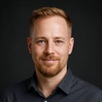 40+ 'Mark Essen' profiles