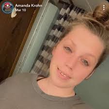 Amanda Cron's Instagram, Twitter & Facebook