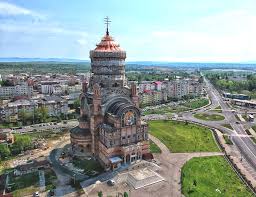 In a doua zi de rusalii este praznuita sfanta treime. Fajl Catedrala Sfanta Treime Din Baia Mare Romania Png Vikipediya