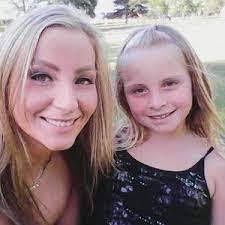 Misty Mink's Instagram, Twitter & Facebook