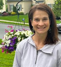 Shannon Rager's Instagram, Twitter & Facebook