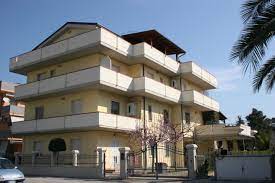 Sim agenzia turistica per trascorrere la vs. Appartamento N 2 Appartamenti Affitti Estivi E Case Vacanza Alba Adriatica Residence Oleandro
