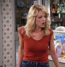 That 70 S Show Star Lisa Robin Kelly Found Dead In Rehab Facility Lisa Robin Kelly That 70s Show Laurie That 70s Show