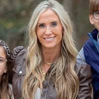 Lauren Mccrary's Instagram, Twitter & Facebook