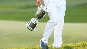 He's played the other three majors in the past, missing the cut every time, but this is shaping up to be different: Us Open 2020 So Reagiert Das Internet Auf Bryson Dechambeaus Sieg