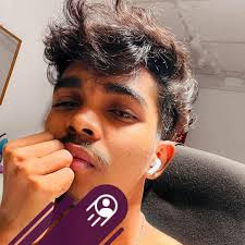 Celebrating 81 days to go by revealing the merch pack you'll get if you're  sitting in the Piastri Grandstand next March 🤭 Keen to rep the green and  gold? Tickets are still