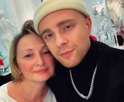 Участие певца в шоу «холостяк» и распад пары с дарьей клюкиной, есть ли дети. Chut Ne Sovershil Oshibku Egor Krid Edva Ne Stal Molodym Otcom Novosti Egor Krid Semya Otnosheniya Shou Biznes