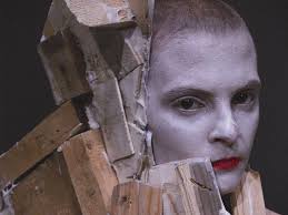 Le nude metamorfosi di Lenz Teatro di Parma