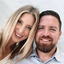 Kirsten Ely and Erick Foss's Wedding Registry