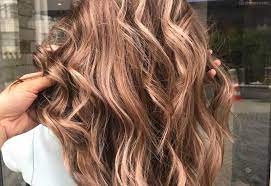 Pop culture portrays blondes as vivacious and redheads as temperamental, but brunettes are mysterious, smoldering, and sensual. 38 Best Light Brown Hair Color Ideas According To Colorists