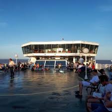 Pesquisamos em blogs, guias, no mochileiros.com e consultamos representantes dos 3 países e há muita divergência, inclusive entre os representantes dos países. Como E Viajar De Buquebus Ferry Boat Uruguai Argentina