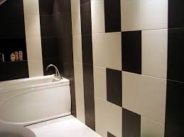 Ce dimensiune se potriveste, ce culori acum, care dintre aceste modele este cel mai potrivit? Vrei Alb Si Negru In Baie Priveste Aceste Uimitoare Combinatii De Gresie Si Faianta Superdeco Ro