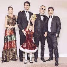 Bocelli andrea matteo berti veronica amos virginia wife nutcracker european disney premiere carpet parents enrica cenzatti children. Pin On Andrea Bocelli Fans