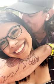 Happy Birthday to my gorgeous wife, Amanda Chapman! Today was a really busy  day, and I didn't get to do anything that I really wanted to for this  special occasion. I'm so