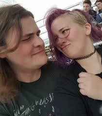 Laurel Reid's Instagram, Twitter & Facebook