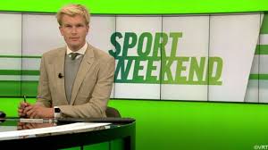 Ruben van gucht ретвитнул(а) eén 🔥. Het Horloge Van Ruben Van Gucht Ziet Eruit Alsof Je Er Het Kernarsenaal Van Noord Korea Mee Kan Activeren De Morgen