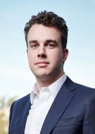 Levine Leichtman Capital Partners CEO And Leadership: Executives and  Demographics