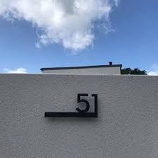 Numeros De Maison Moderne En Beton Avec Contreplaque Marine Etsy In 2020 House Numbers Modern House Numbers Black Modern House Number