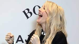 Tour dates, tickets and meet & greet vip packages of an upcoming ellie goulding concert near you. Auf Event Hier Zeigt Ellie Goulding Stolz Ihren Babybauch Promiflash De
