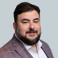 40+ "Dan Hahn -" profiles