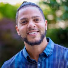 Justin Beene's Instagram, Twitter & Facebook