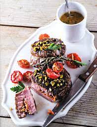rezept annemarie wildeisen rindsmedaillons mit tomaten an pistazien beurre blanc kochbuch fleisch perfekt garen bei niedertemperatur 2016 at rinderfilet