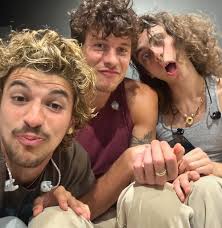 hey nashvilllleeeee 🕯️♥️