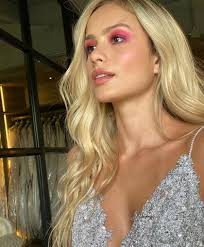 Listen to carolina cortés guerra | soundcloud is an audio platform that lets you listen to what you 26 followers. Carolina Guerra Miss Cordoba Universo 2020
