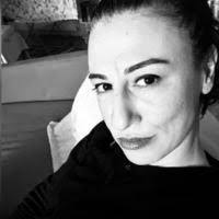 Ellen Belcher's Instagram, Twitter & Facebook